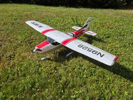 RC Flieger Cessna mit 980mm Spannweite