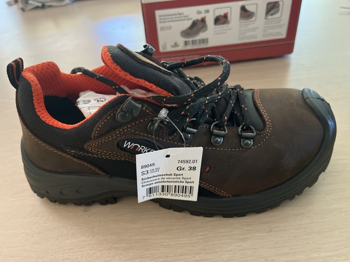 Scarpe da uomo: Chaussures de sécurité Worker S3 marron taille 38 – Nuovo e nell'imballaggio originale da Couvet venduto da MeNaAm 2