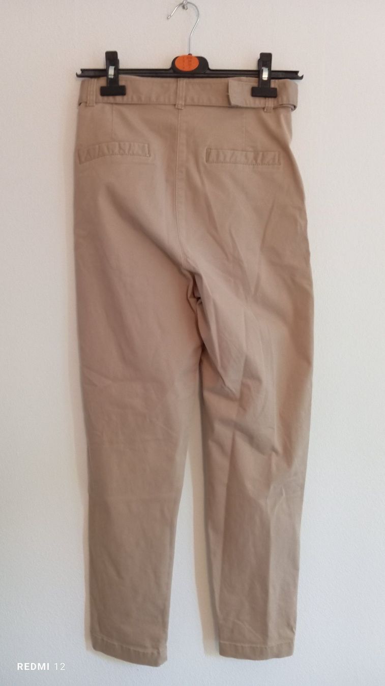 Pantaloni: Beige Hose – Usato da Brione Verzasca venduto da pulci22 1