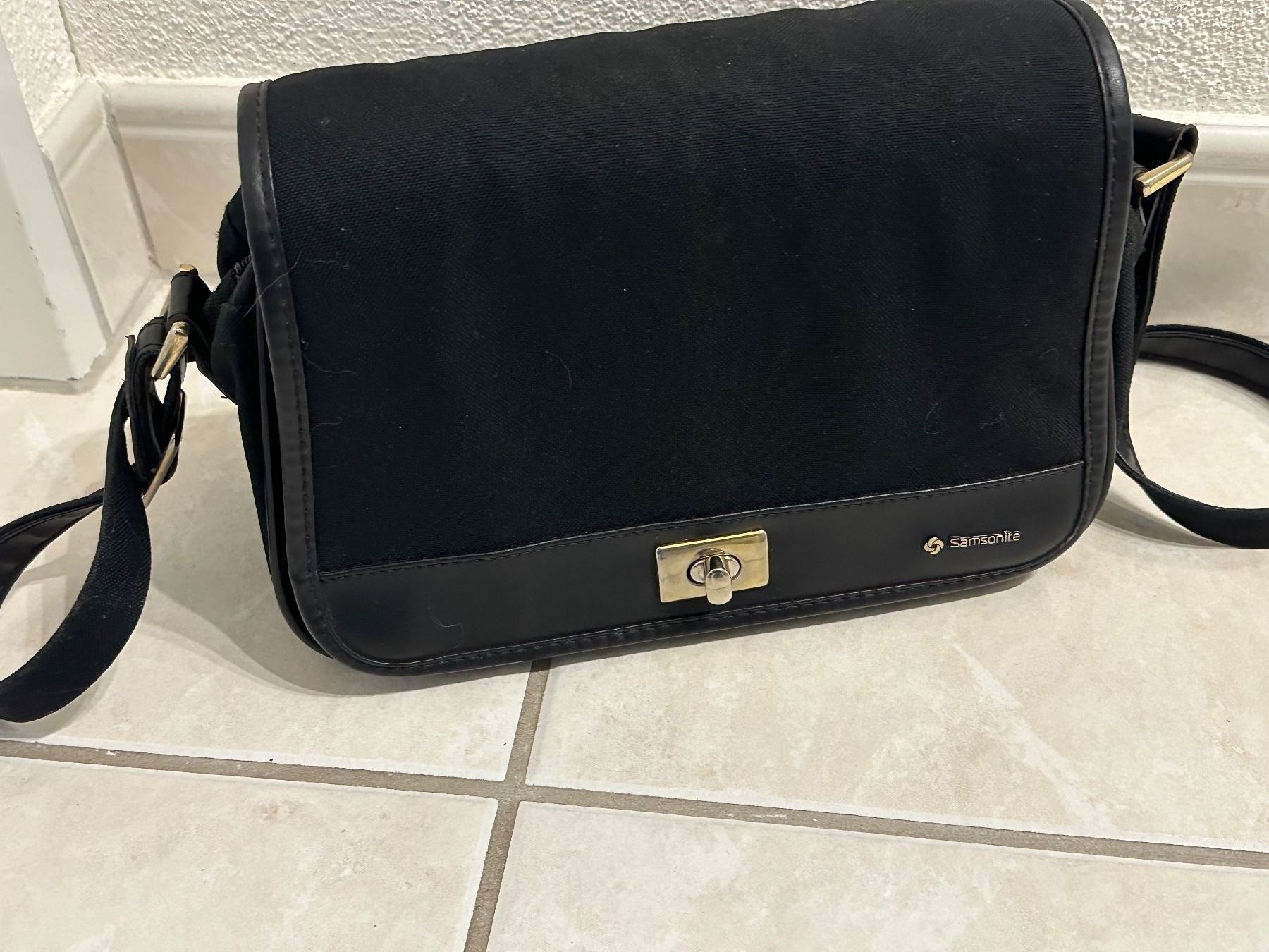 Samsonite Borse da donna: Samsonite Handtasche – Usato da Urdorf venduto da Rani57