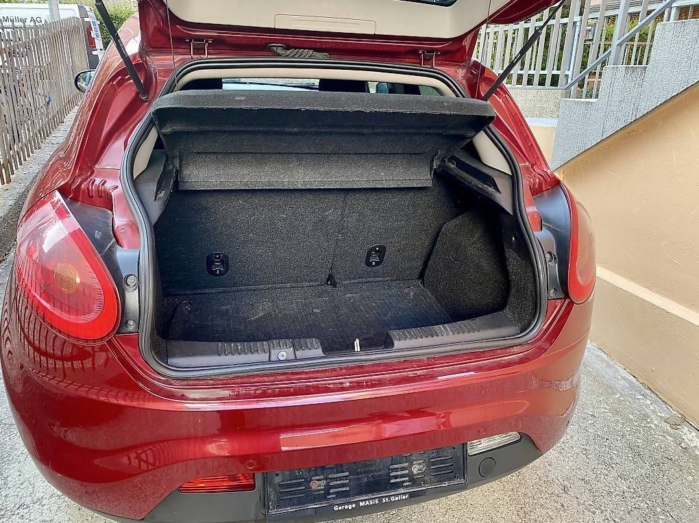 Fiat Automobili: FIAT Bravo 1.4 Turbo – Usato da St.gallen venduto da shepon 2