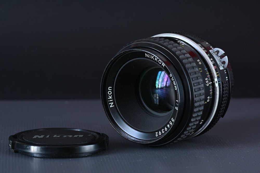Nikon Nikkor 50mm f/2 - sehr scharf (Gebraucht) in Fleurier für CHF 110 ...