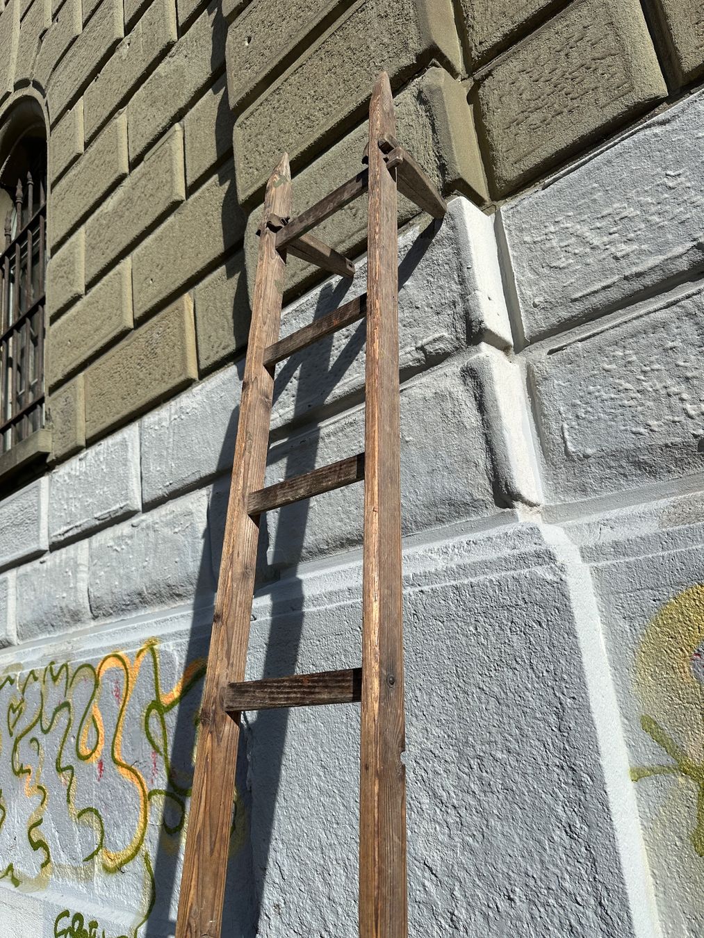 Scale: grosse Holzleiter Sprossenleiter – Usato da Zürich venduto da atlantis77 1