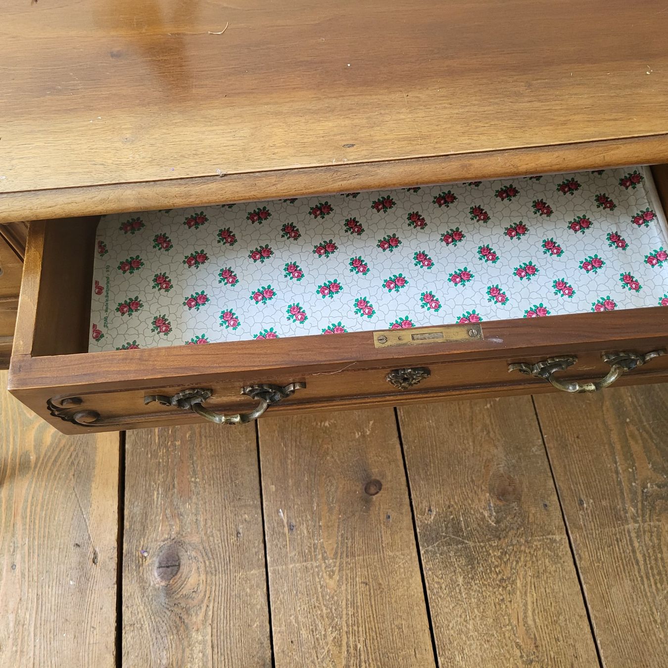 Schreibtische: Schreibtisch – Gebraucht aus Lostorf von Benidomi1 3