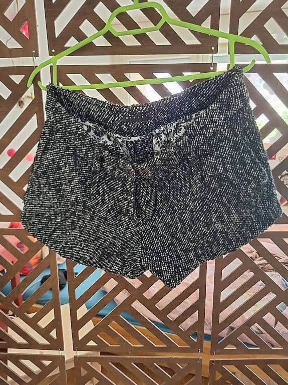 Pantaloni: Hosen kurz gr 36 – Usato da Arlesheim venduto da gligli01