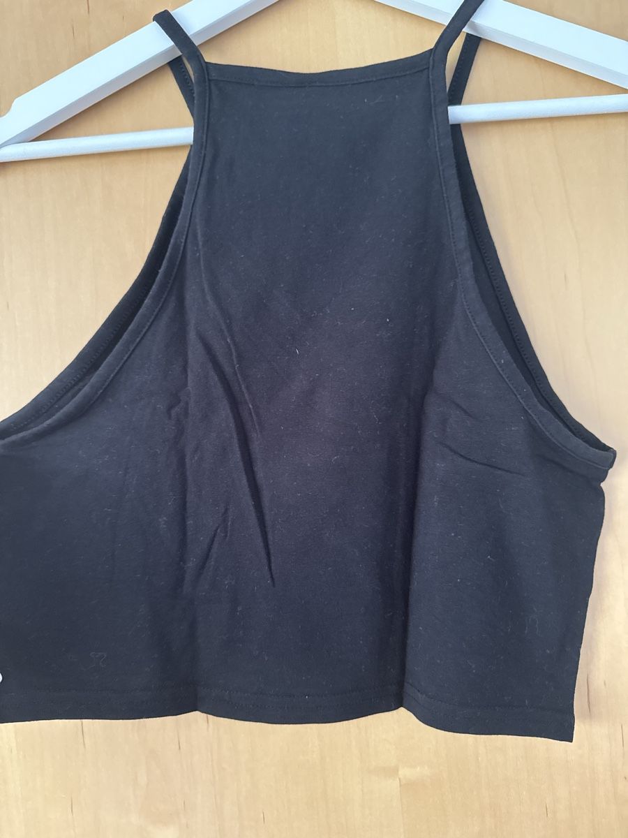 H&M Tops: Basic Top Damen – D'occasion à Wilen (Sarnen) par aninaschwab 2