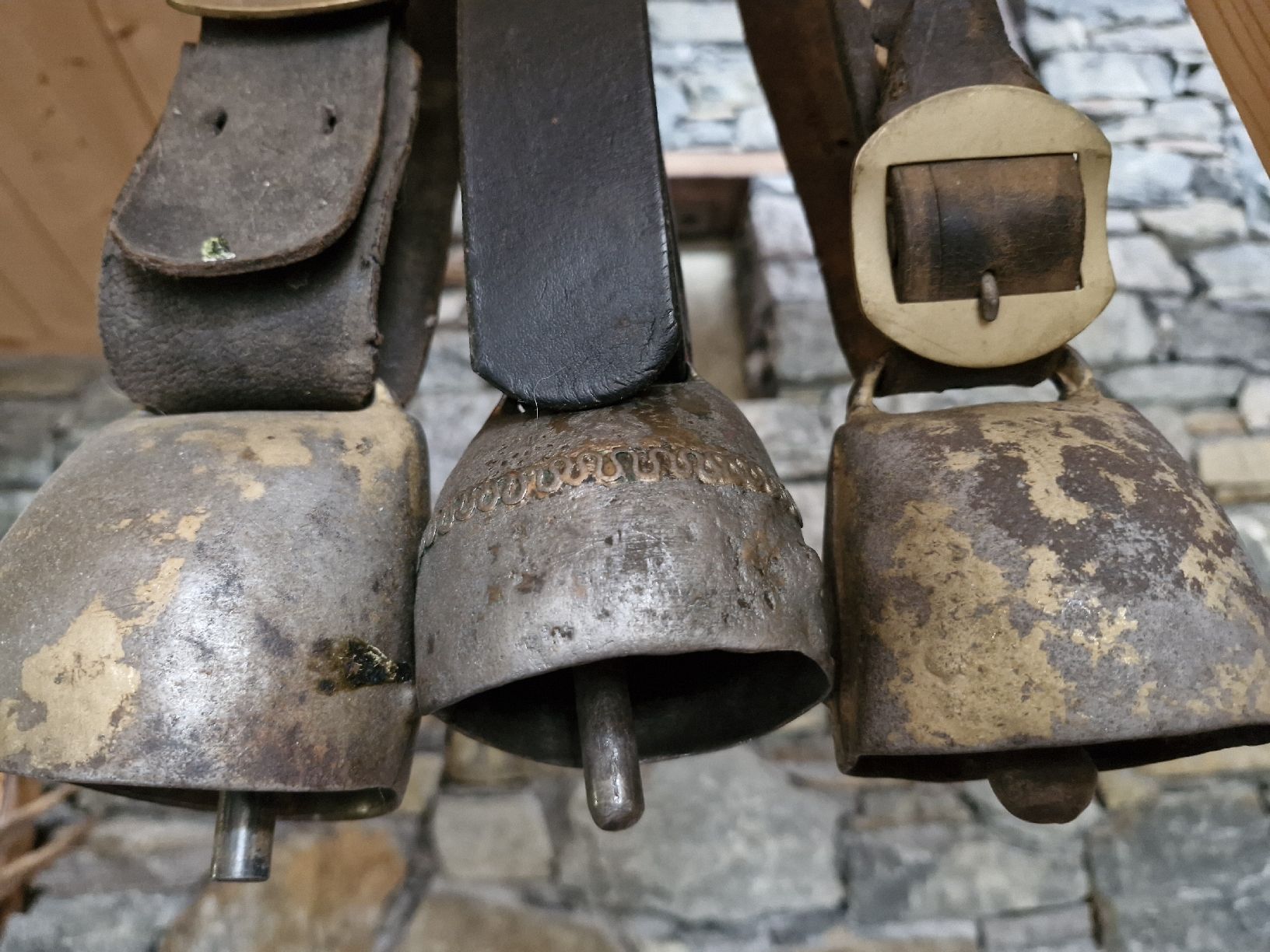 Campanacci mucche: Glocken Treicheln  – Usato da Guarda venduto da rue_bpd7 1