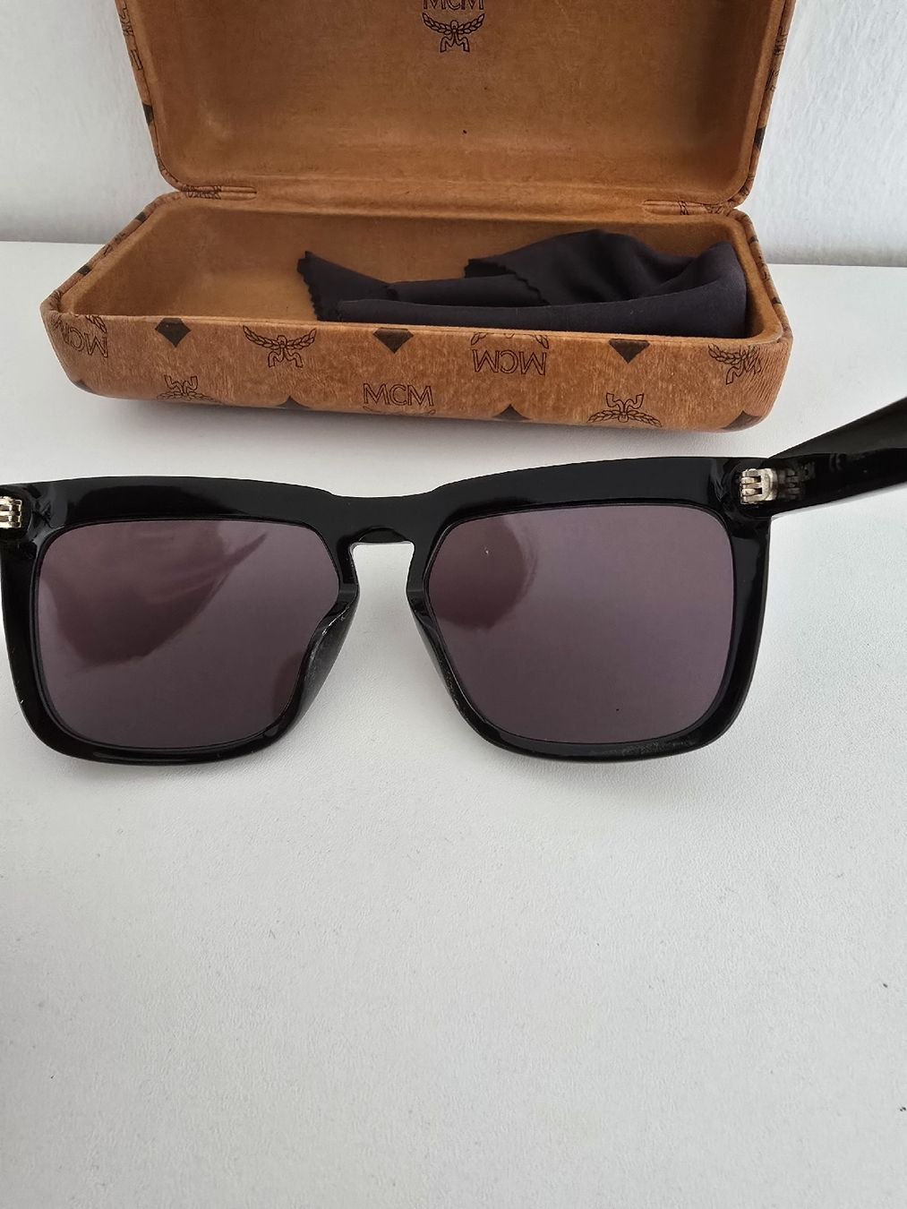 Mcm Occhiali & Lenti: MCM Sonnenbrille – Nuovo (secondo la descrizione) da Zürich venduto da Luana.N 6