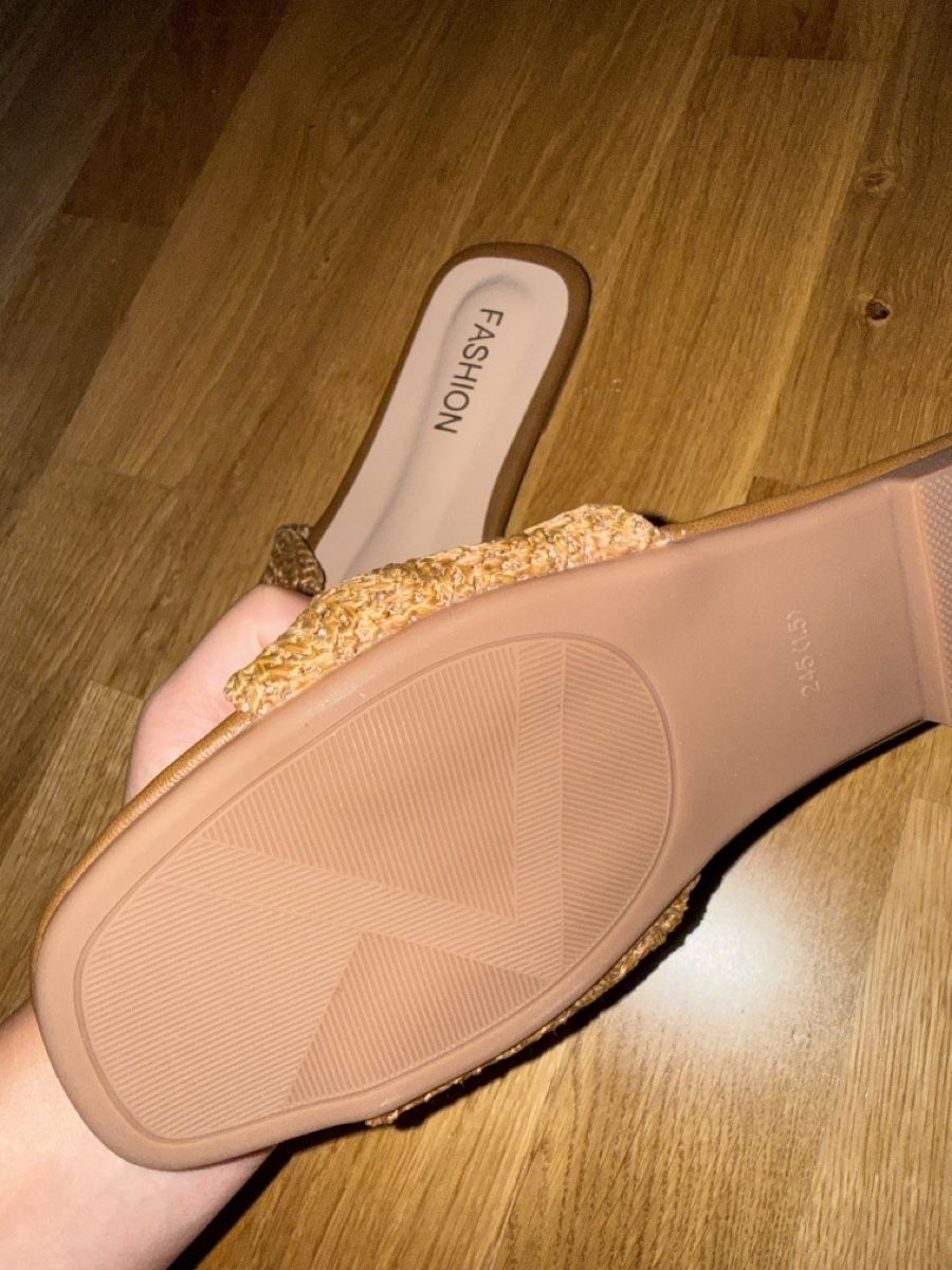 Chaussures femmes: Sandalen – Neuf (Voir description) à Kriens par g_b_mk7j 7