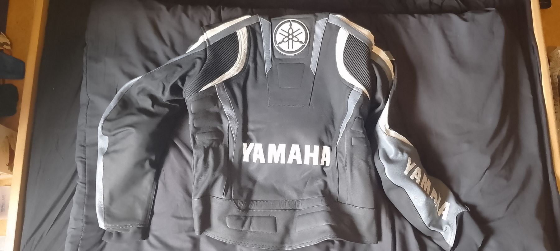 Jacken: Neu Yamaha Motorrad Lederjacke – Neu (gemäss Beschreibung) aus Guntershausen von spe_f6cr 1