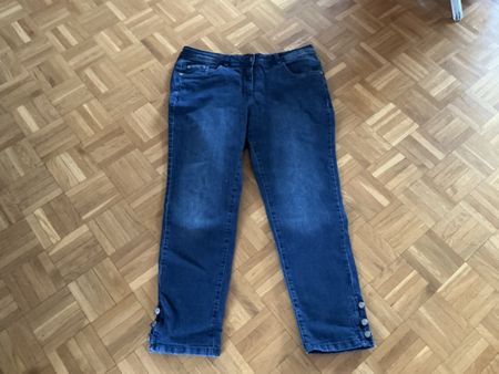 Sara Lindholm Damen Jeans/ Gr. 44