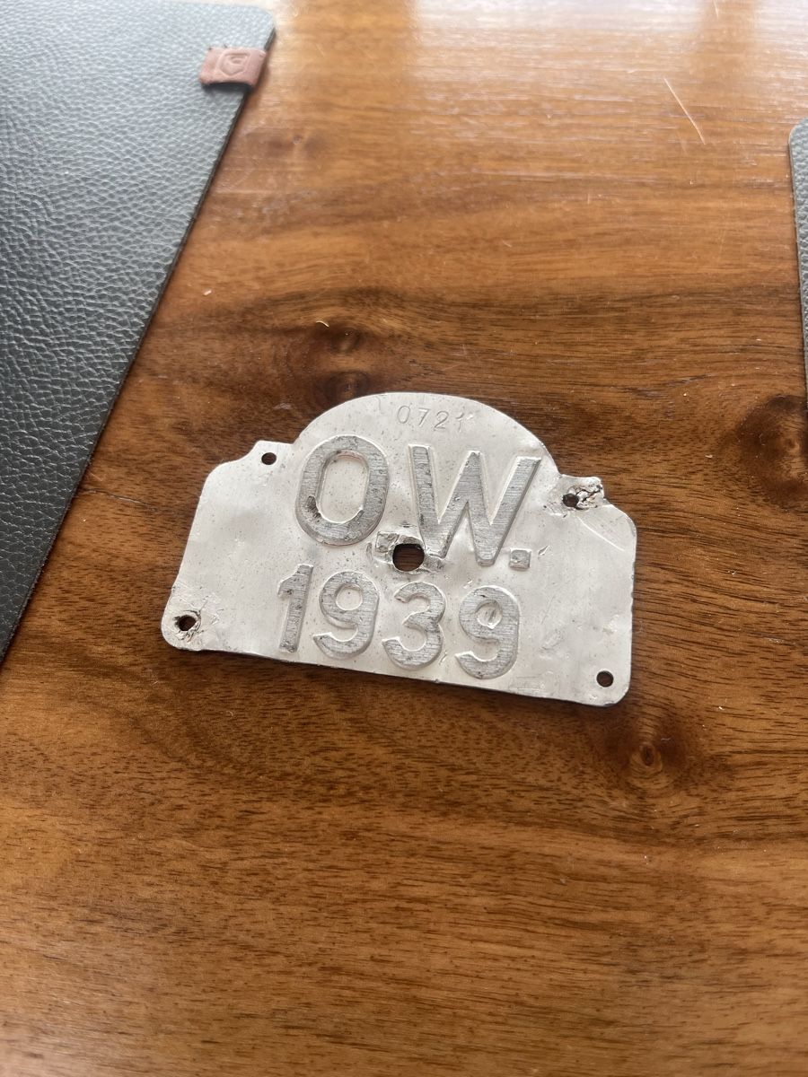 Insegne: Velonummer OW 1939 – Usato da Buochs venduto da barmiextreme