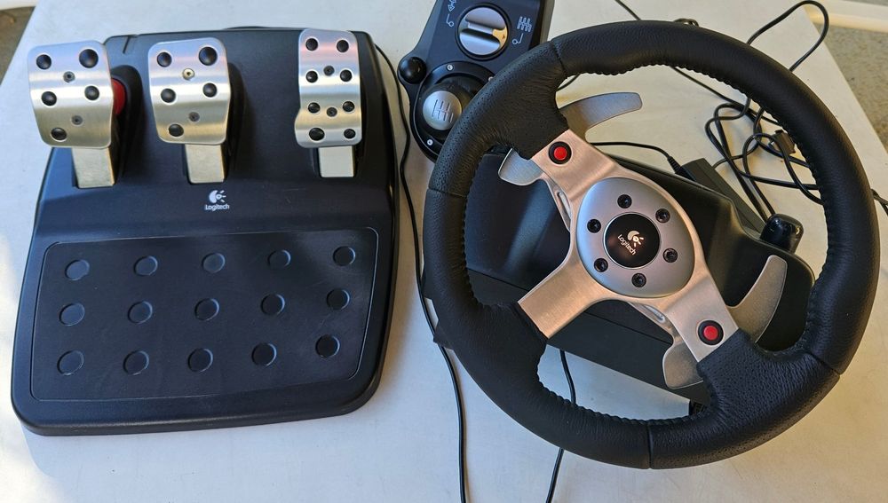 Logitech G25  Kaufen auf Ricardo