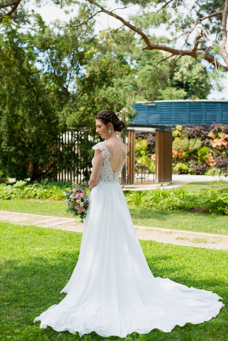 Kleider: Brautkleid Herve Paris 2023 – Gebraucht aus Sennwald von dia_y9yh 4