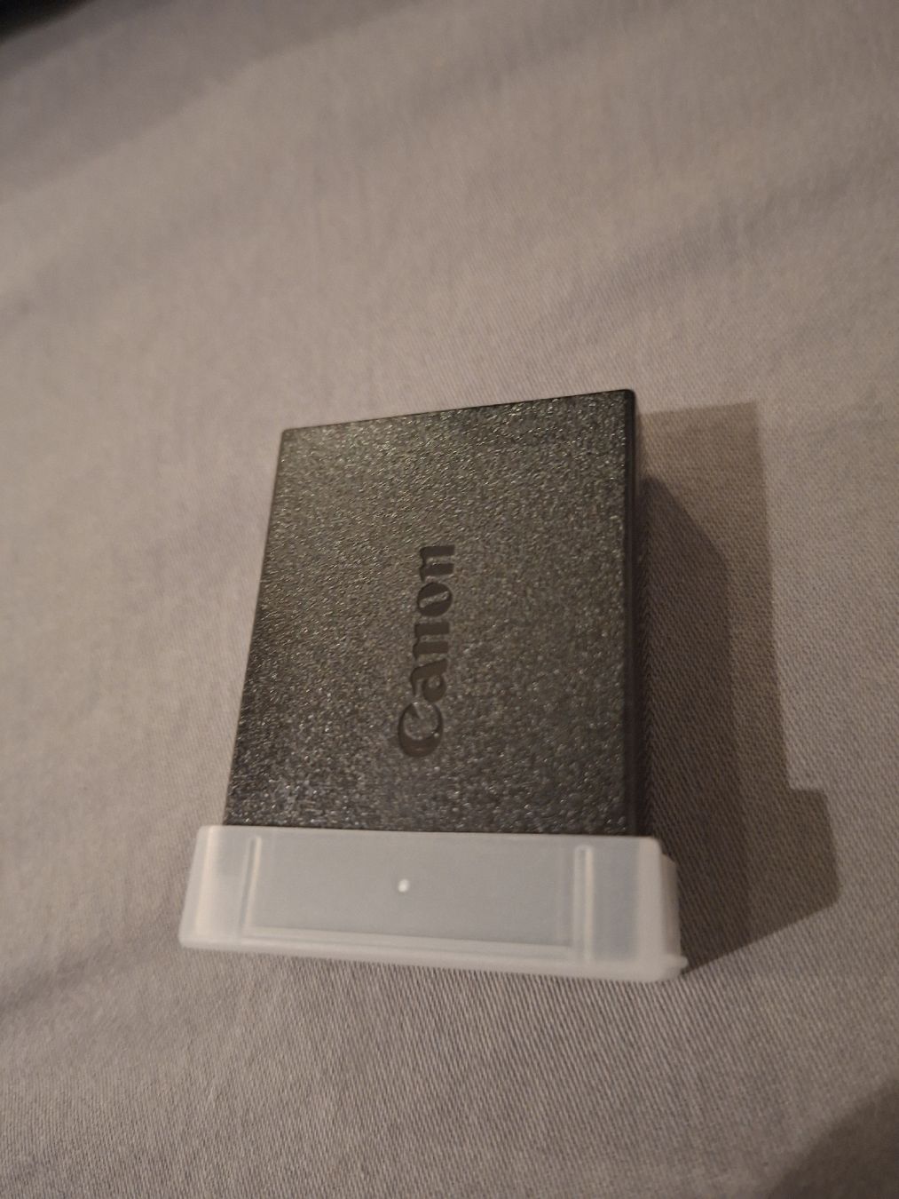 Canon Akkus: Canon LP-E10 Akku – Neu (gemäss Beschreibung) aus Bad Ragaz von sta_h8jn