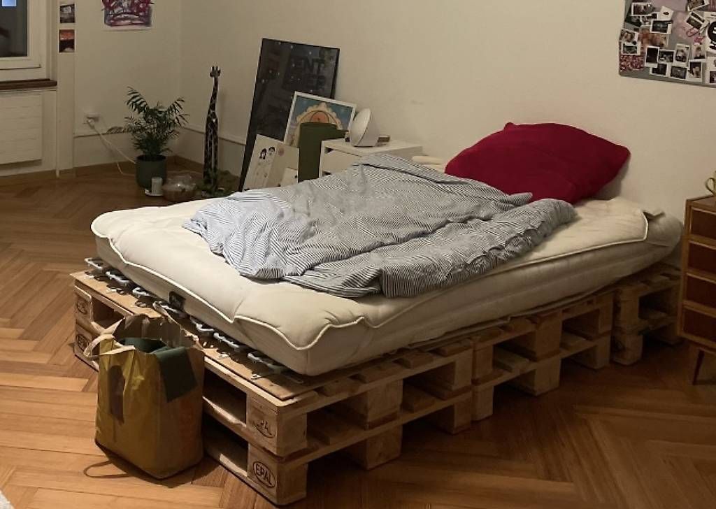 Lits: Bett aus Paletten – D'occasion à Bern par nin_jz5t 1