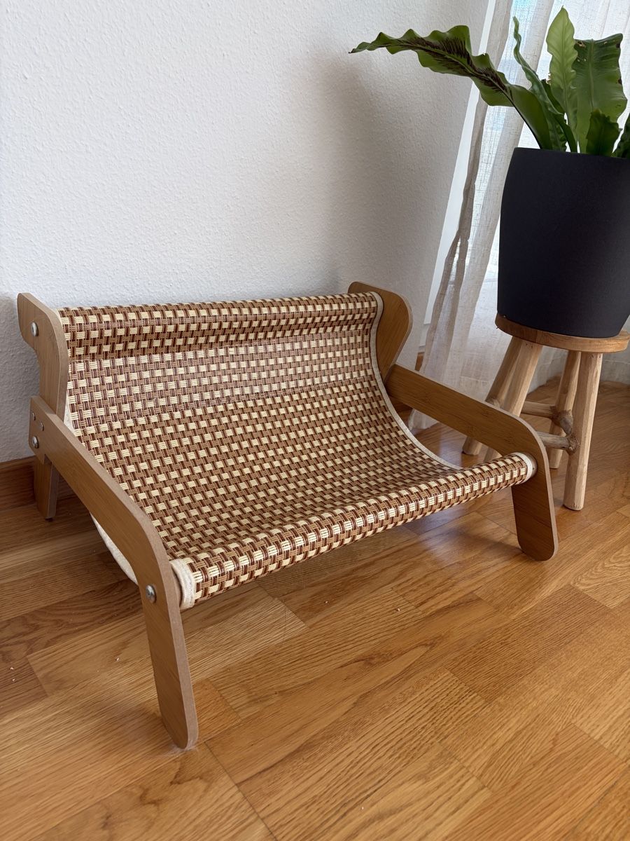 Niches, paniers: Katzenbett/ pet bed – D'occasion à Olten par pal_6ytd