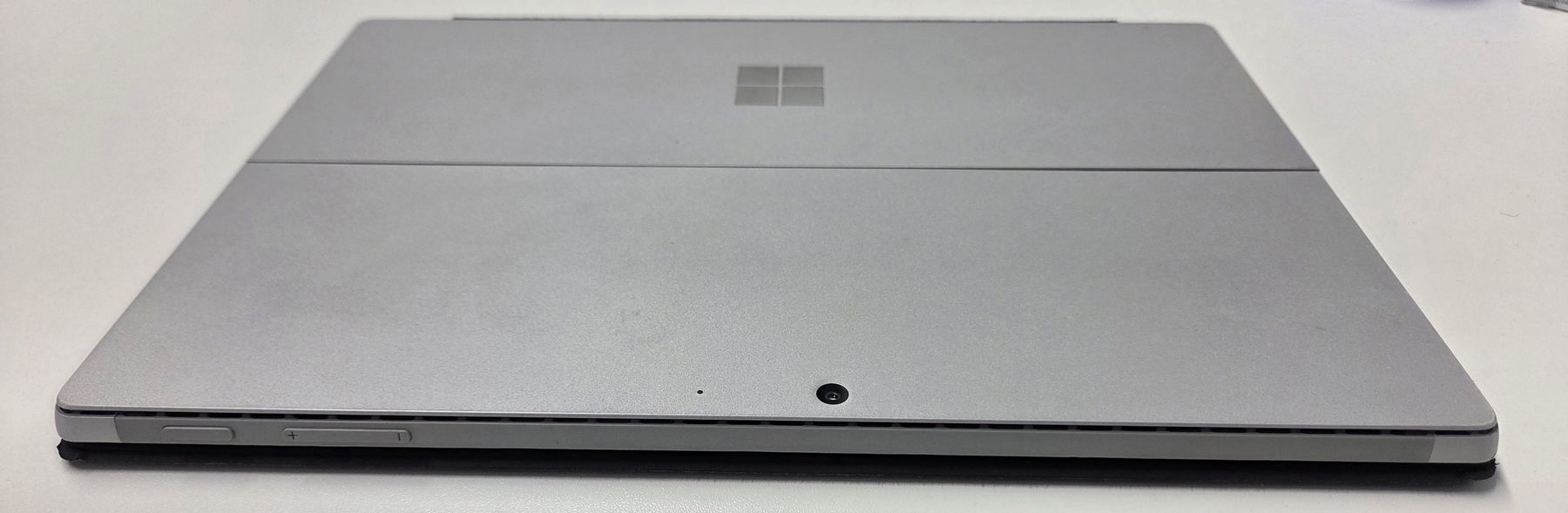 Microsoft Portables: Surface Pro 7, i5, 128 GB - gebraucht – D'occasion à Schinznach Dorf par log8733 3