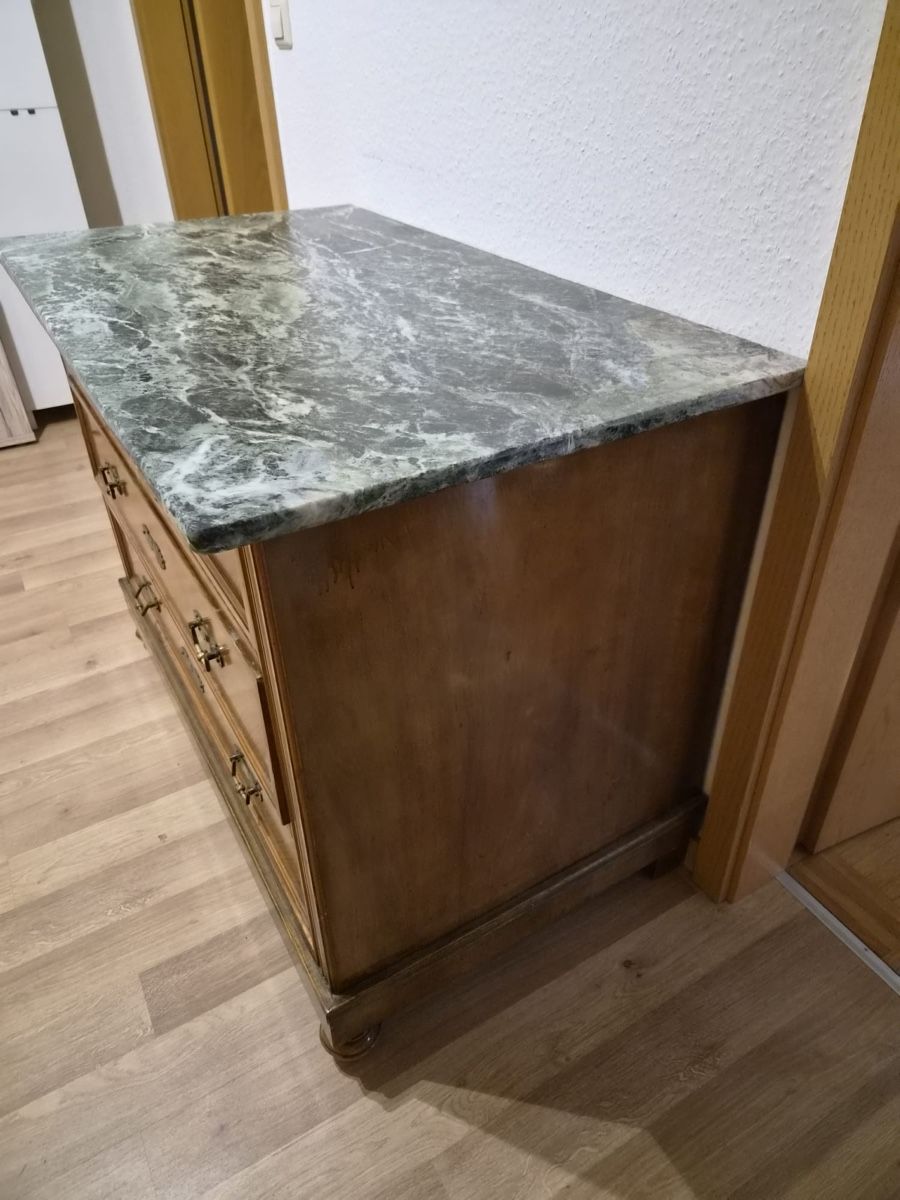 Cassettiere: Kommode Holz mit Schubladen und Marmorplatte – Usato da Langnau am Albis venduto da corebis 2
