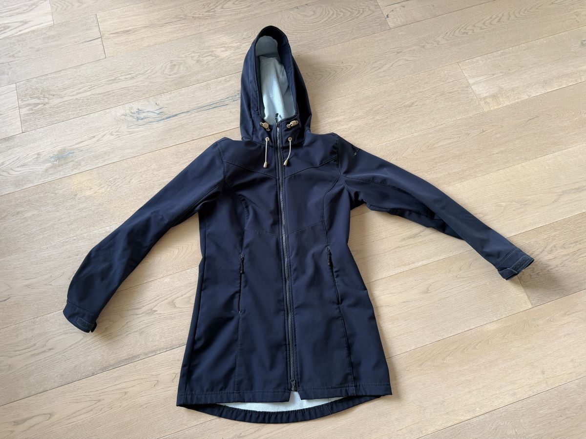 Giacche: Atmungsaktive Softshell Jacke, Gr. 36/S Top! – Usato da Oberkirch venduto da luciess