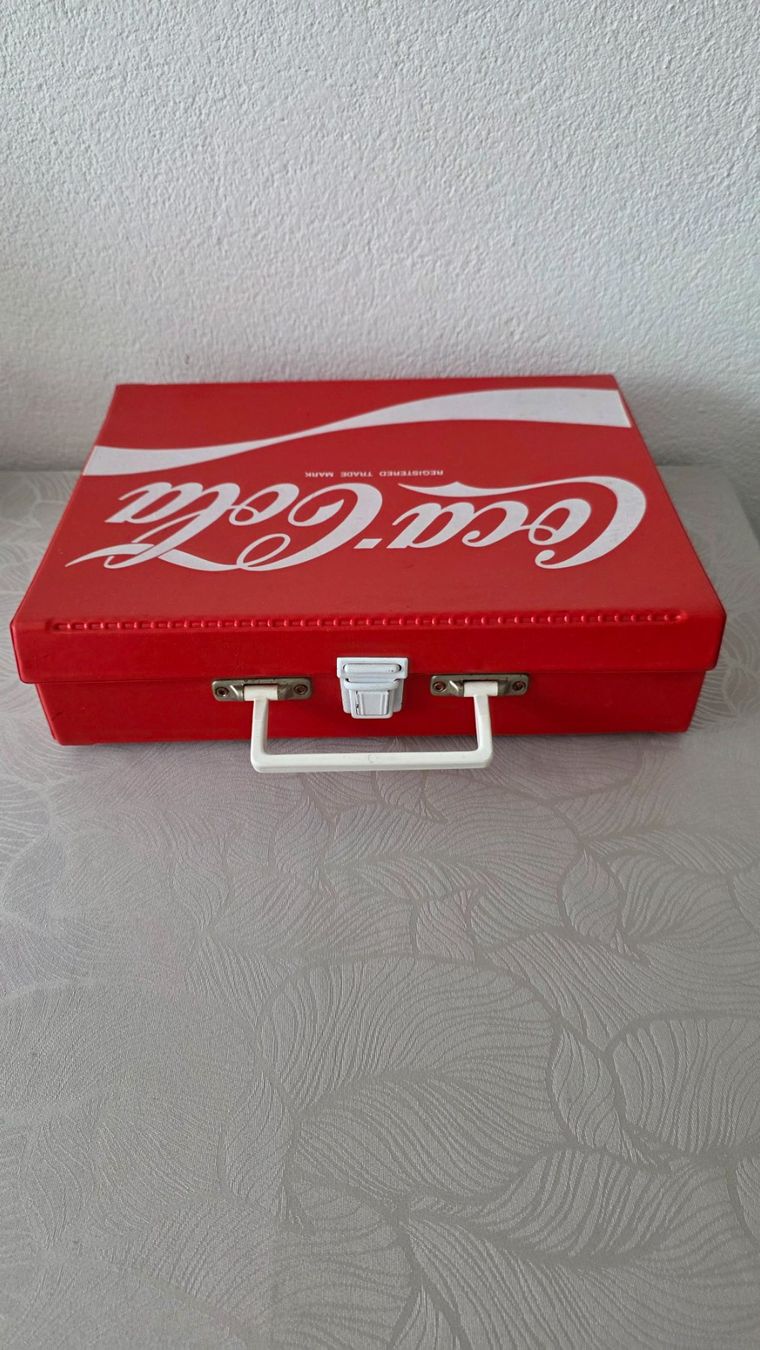 Valigie: Coca Cola kleiner Koffer/Box – Usato da Zürich venduto da Lemon007