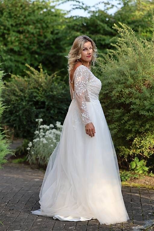 Vestiti: Brautkleid princesin – Nuovo e nell'imballaggio originale da Appenzell venduto da mir_rqn6 2