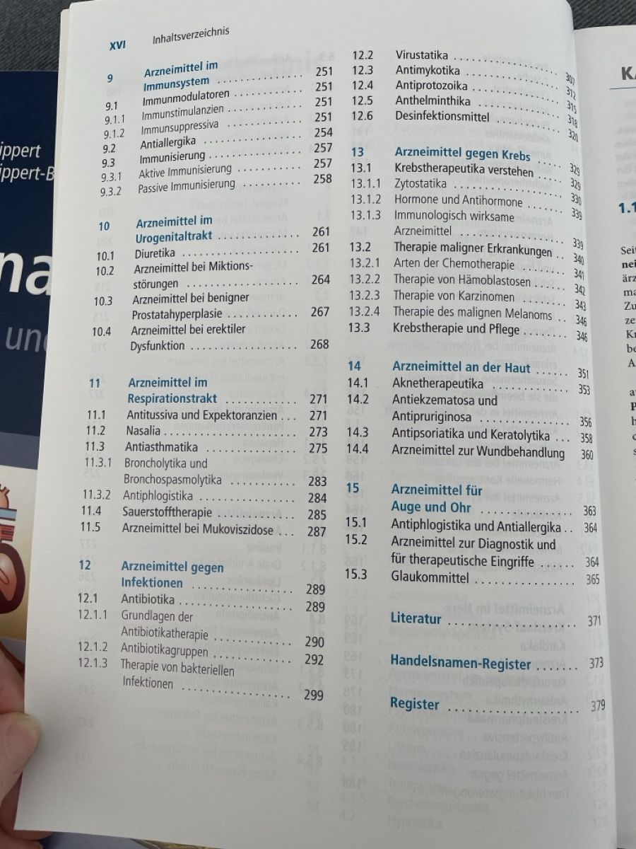 Libri: Anatomie / Arzneimittellehre  – Usato da Arni BE venduto da Laedu14 5