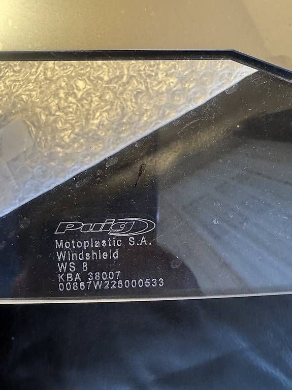 Toutes les pièces détachées moto: Windschild - Puig  – D'occasion à Zürich par Karabas01 3