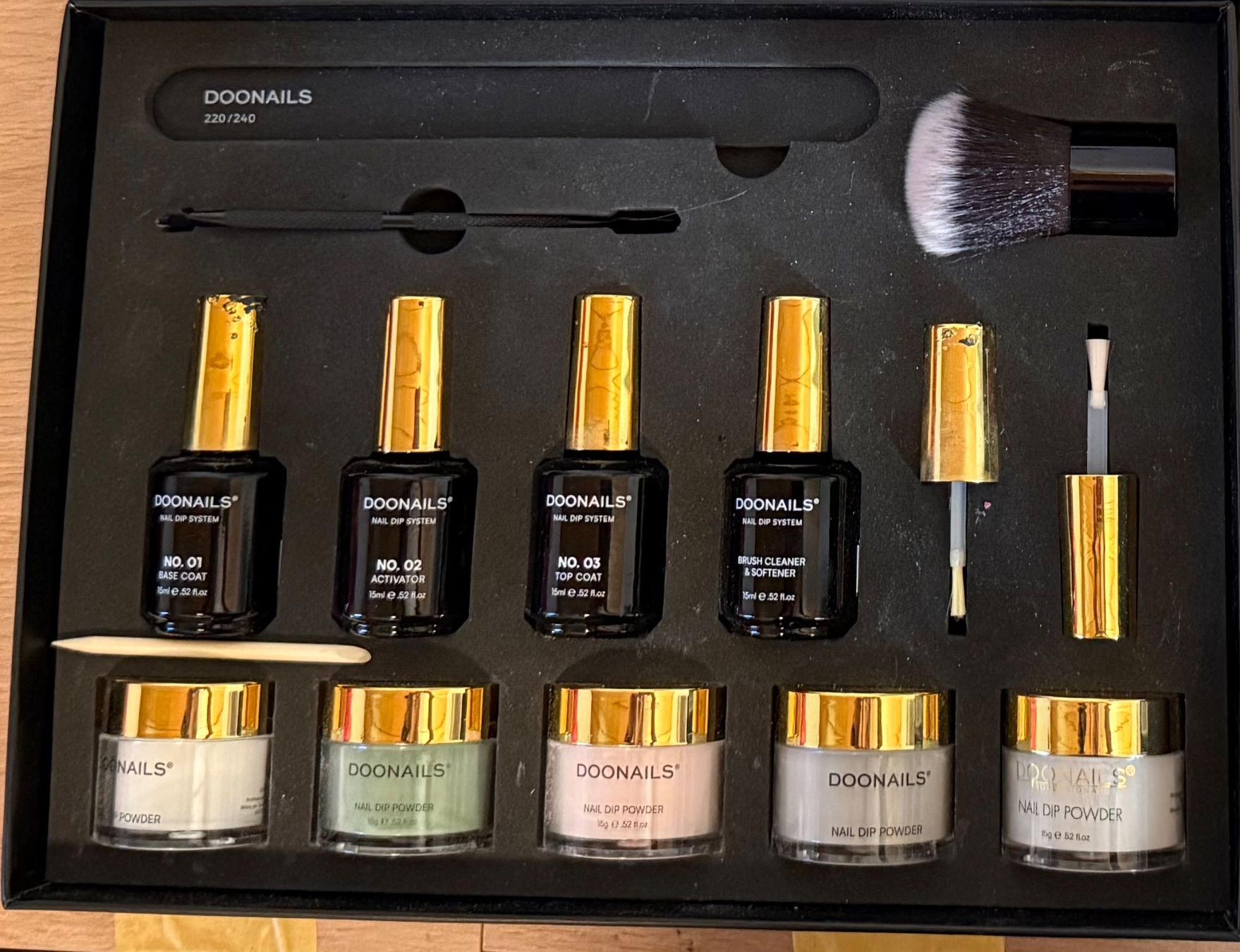 Doonails Smalto per unghie: Doonails Nail Dip Powder starter-set inkl. Zusatz – Usato da Glis venduto da Dianasaurus 2