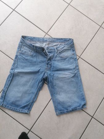 Neue Jeanshose Gr 33 Regular