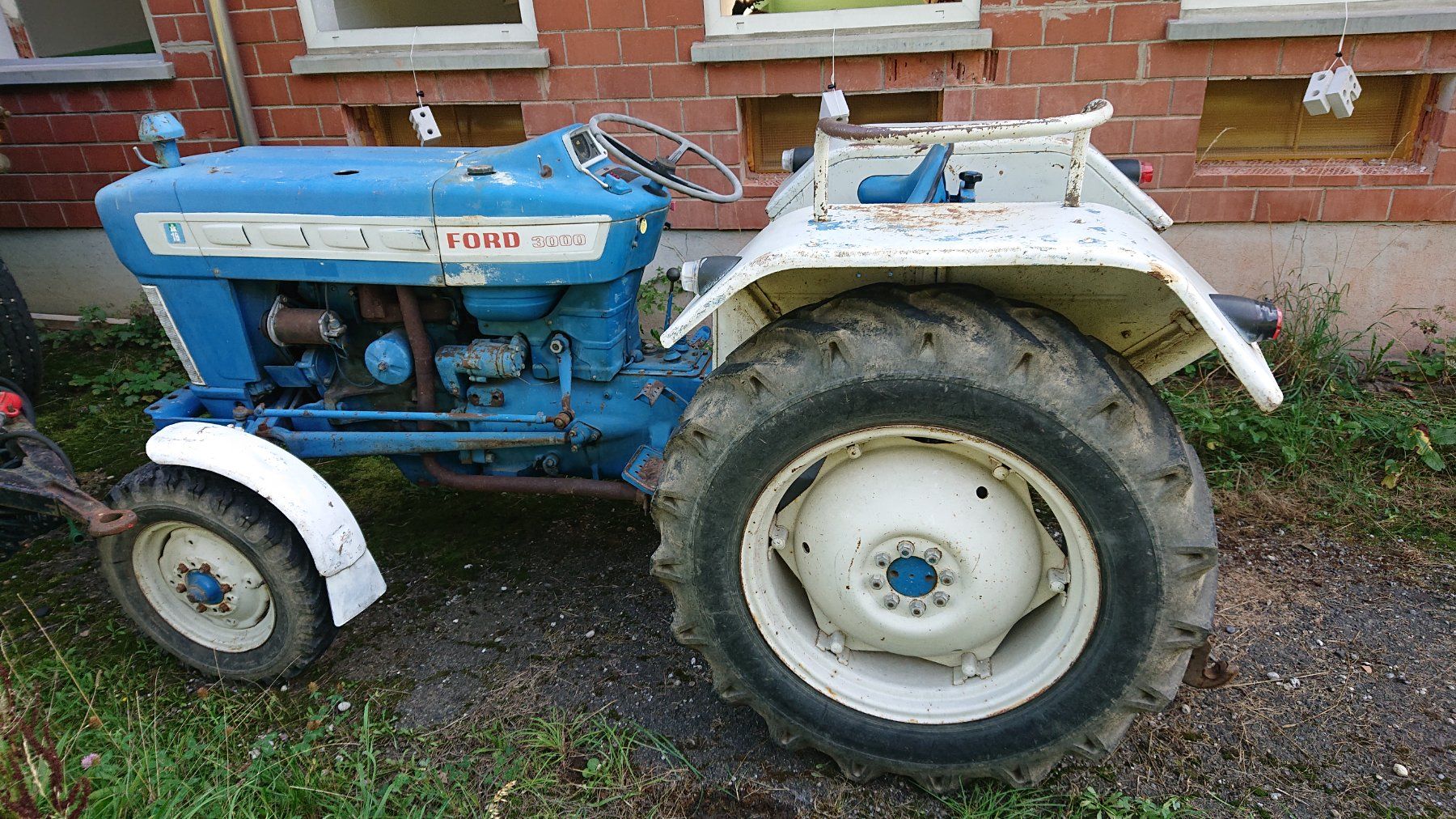 Ford Traktoren: Traktor Ford Super Dexta 3000 – Gebraucht aus Müselbach von  2
