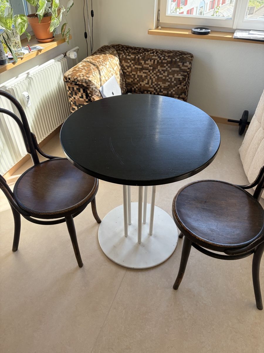 Tavoli: Thonet Bistrotisch/Esstisch S1048 – Usato da Zürich venduto da Random_Items