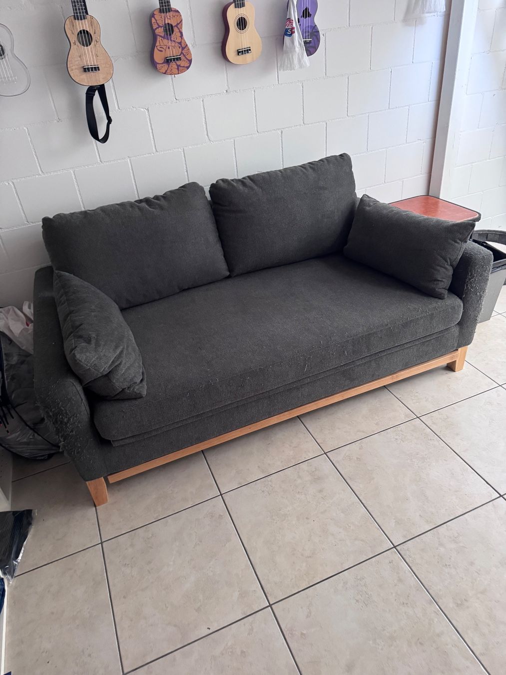 Divani: Schlafsofa aus Stoff in Grau – Usato da Elgg venduto da Doppelnullsieben