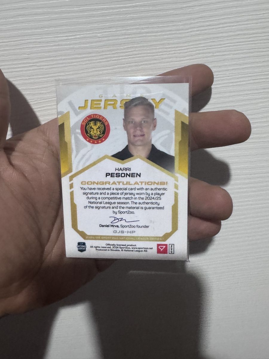 Sportzoo Carte collezionabili: Harri Pesonen Autograph Jersey 02/20 SC Bern – Usato da Massagno venduto da vin_t9jw 1