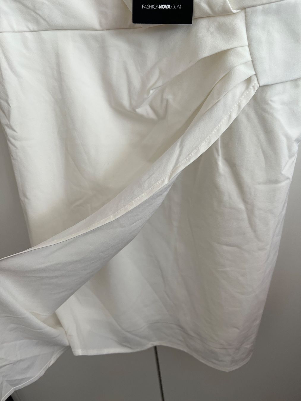 Vestiti: Robe blanche neuve en taille L – Nuovo e nell'imballaggio originale da Renens VD venduto da sar_bwz5 3