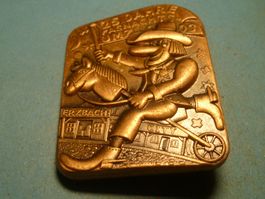 ERZBACH  UMZUG BRONZE