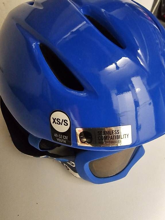Caschi: Casco sci bambino o bicicletta  – Usato da Viganello venduto da HaniHela 2