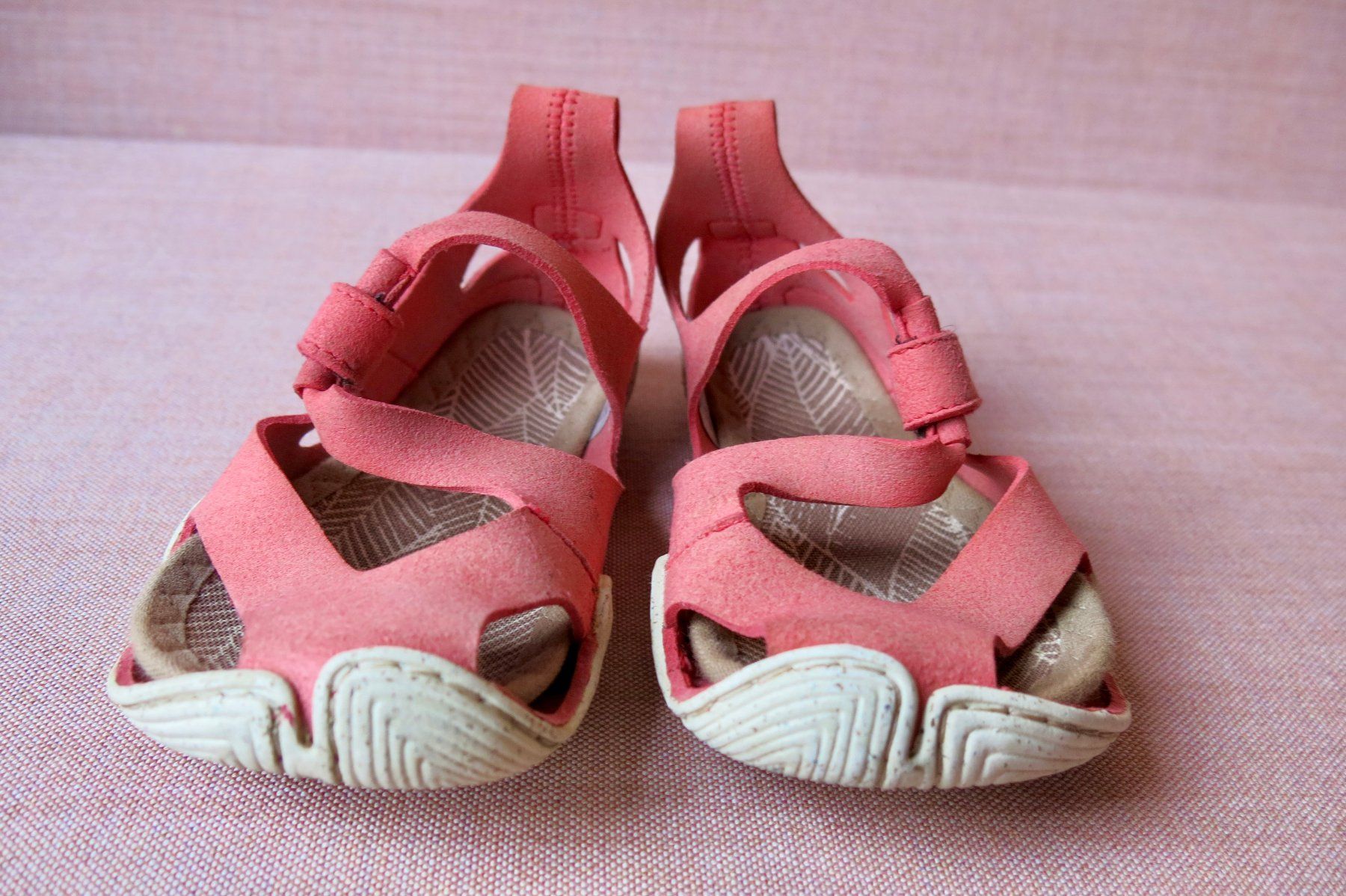 Wildling Scarpe per ragazzi: Wildlinge Sandale Feder 25 – Usato da Schwanden i. E. venduto da Magnolia88 1