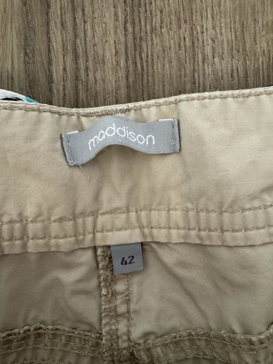 Maddison Pantalons: Maddison kurze Hose beige Gr. 42 – D'occasion à Fislisbach par KolibriSecondhand 5