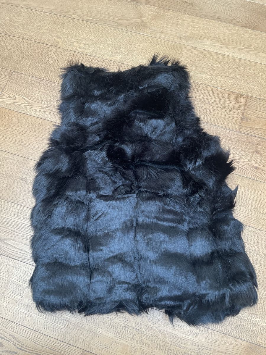 Gilet & Giacche senza maniche: Schwarzes Kunstfellgilet Neu! – Nuovo e nell'imballaggio originale da Bassersdorf venduto da Sandy456 5
