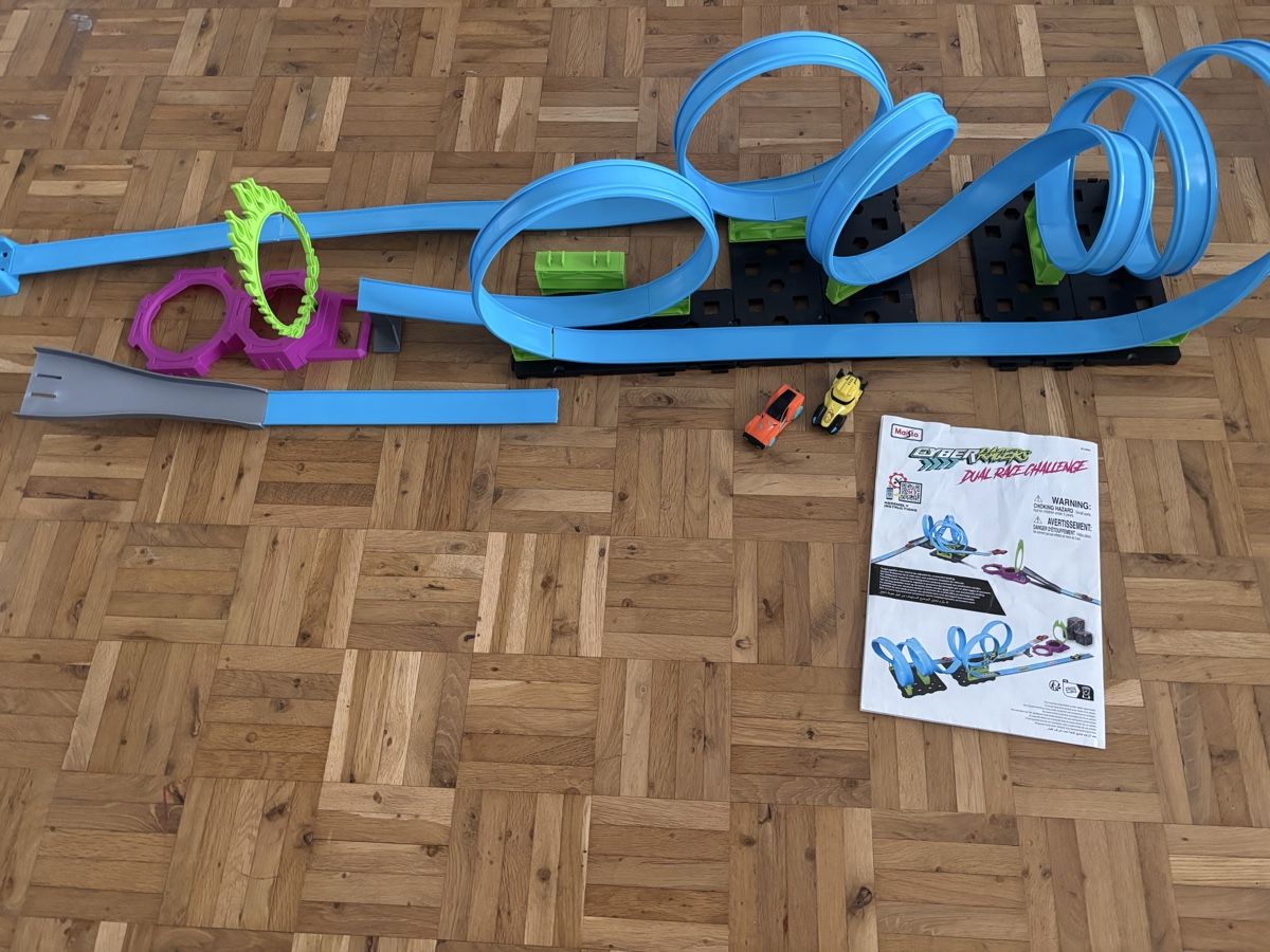 Piste:  Track Builder DSR26 Dual Race Challenge Set – Usato da Jona venduto da SaF0da