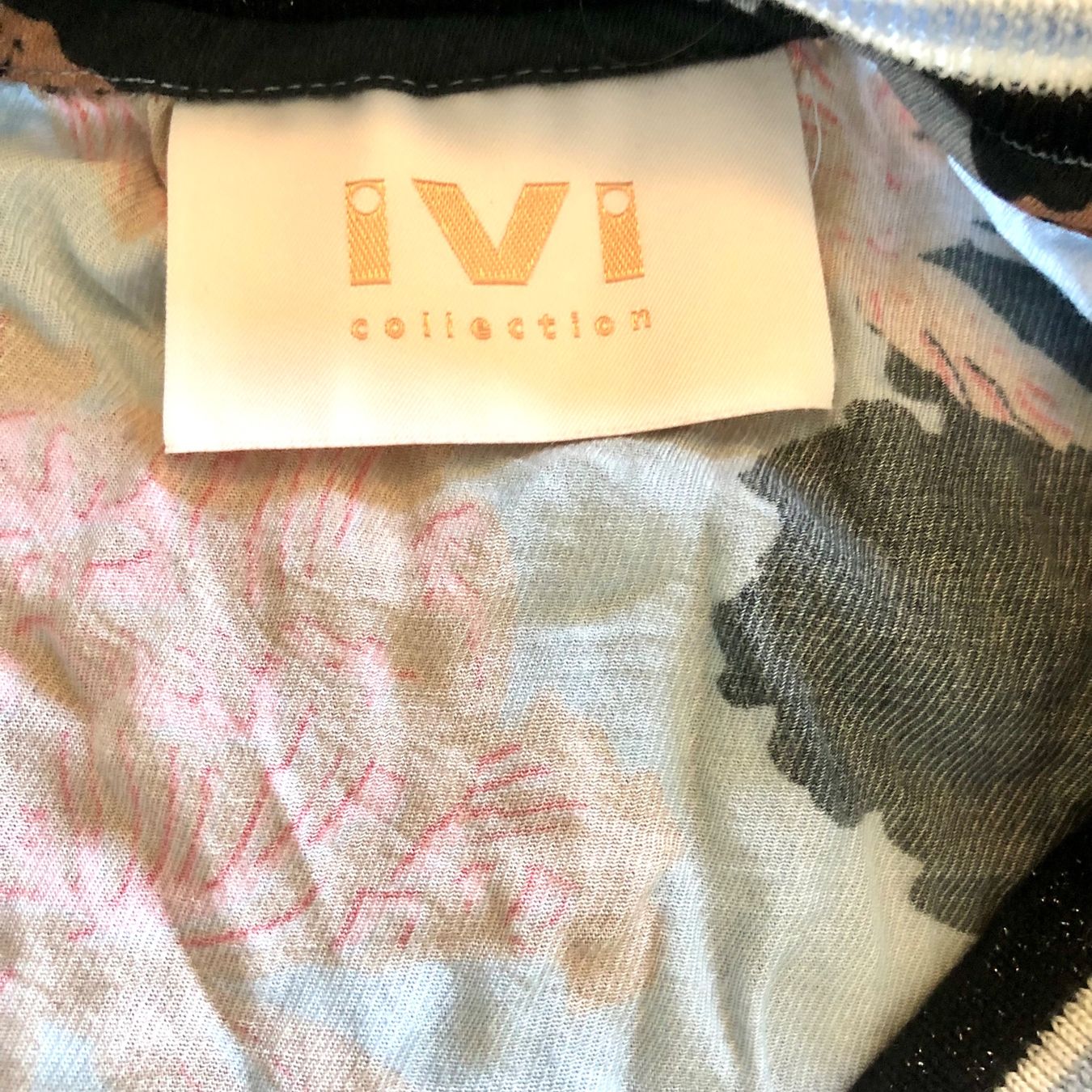 Blusen: IVI Collection Bluse Viskose Seide, Grösse 36 – Gebraucht aus Brienz BE von Kokolea84 3