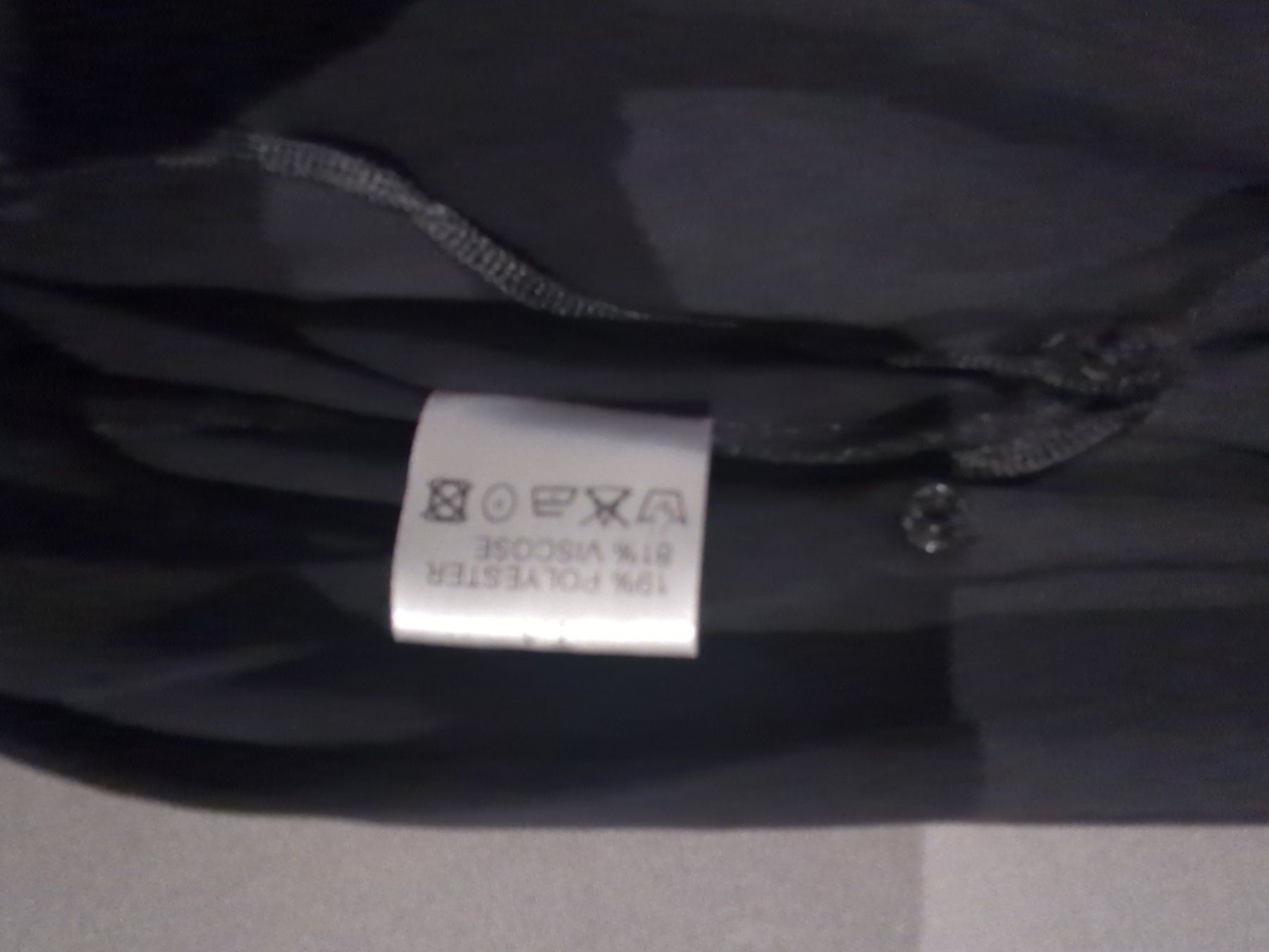Maje Vestiti: Robe Maje Vintage (neuve) – Nuovo (secondo la descrizione) da Grueningen venduto da t.campanella 4
