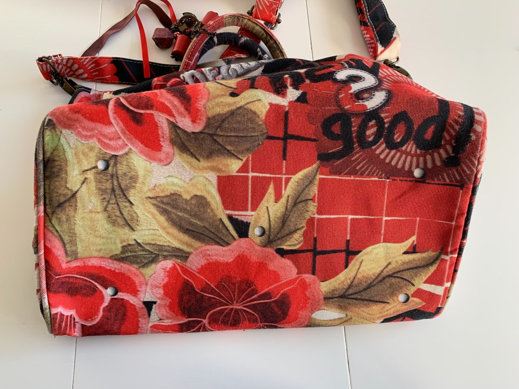 Desigual Borse da donna: DESIGUAL - super schöne Tasche wNEU – Usato da Meiringen venduto da Jackwashere 2