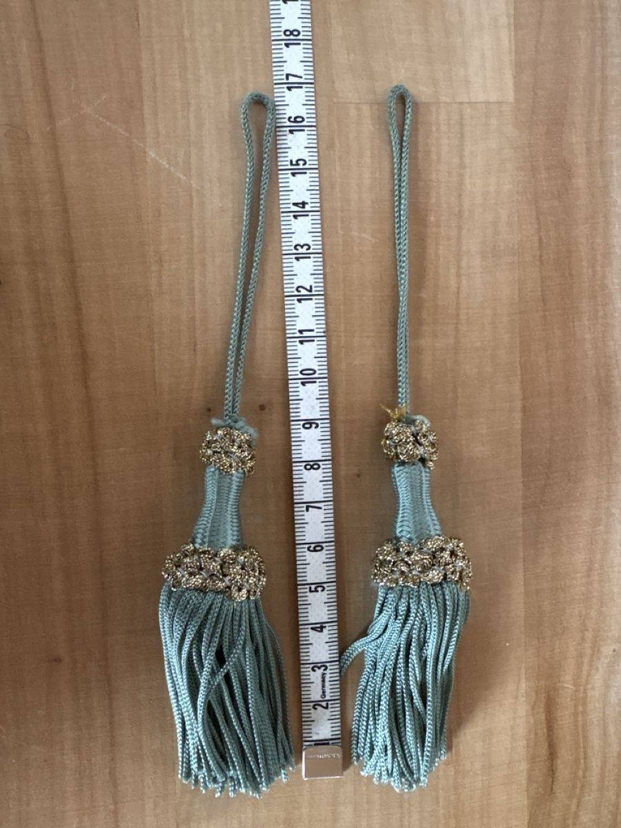 Tutte le decorazioni: 2 Quasten / grün gold – Usato da Rümlang venduto da SchumBru10