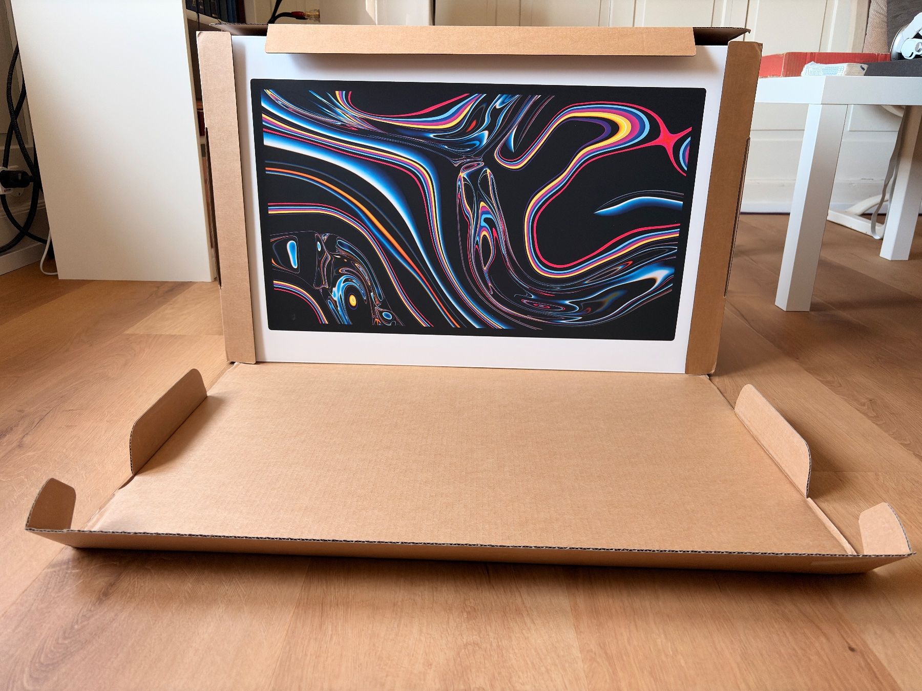 Apple PCs: Apple Studio Display Nano/VESA Mount, Apple Care 8.8.2028 – Neu (gemäss Beschreibung) aus Uster von woe_2xvz