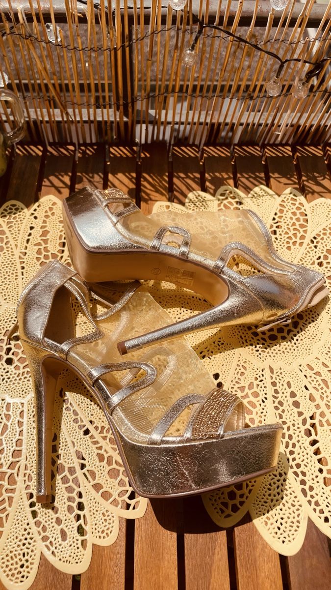 Damenschuhe: Elegant & Sexy Golden Dancing Sandals – Neu (gemäss Beschreibung) aus Luzern von lei_5btm 9