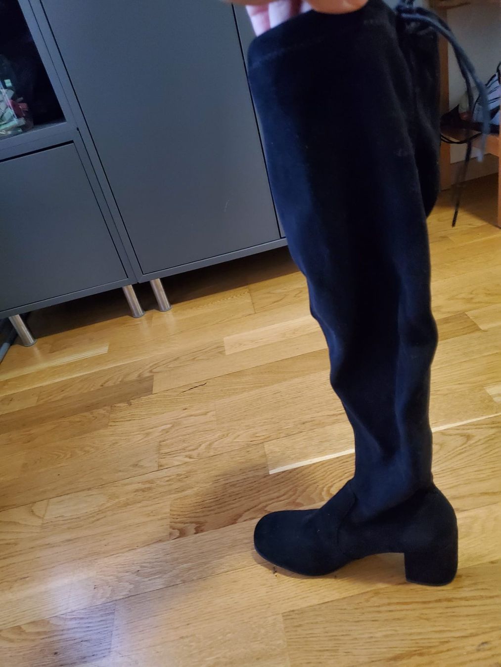 Scarpe da donna: Bottes hauter genou – Usato da Genève venduto da lucianartm
