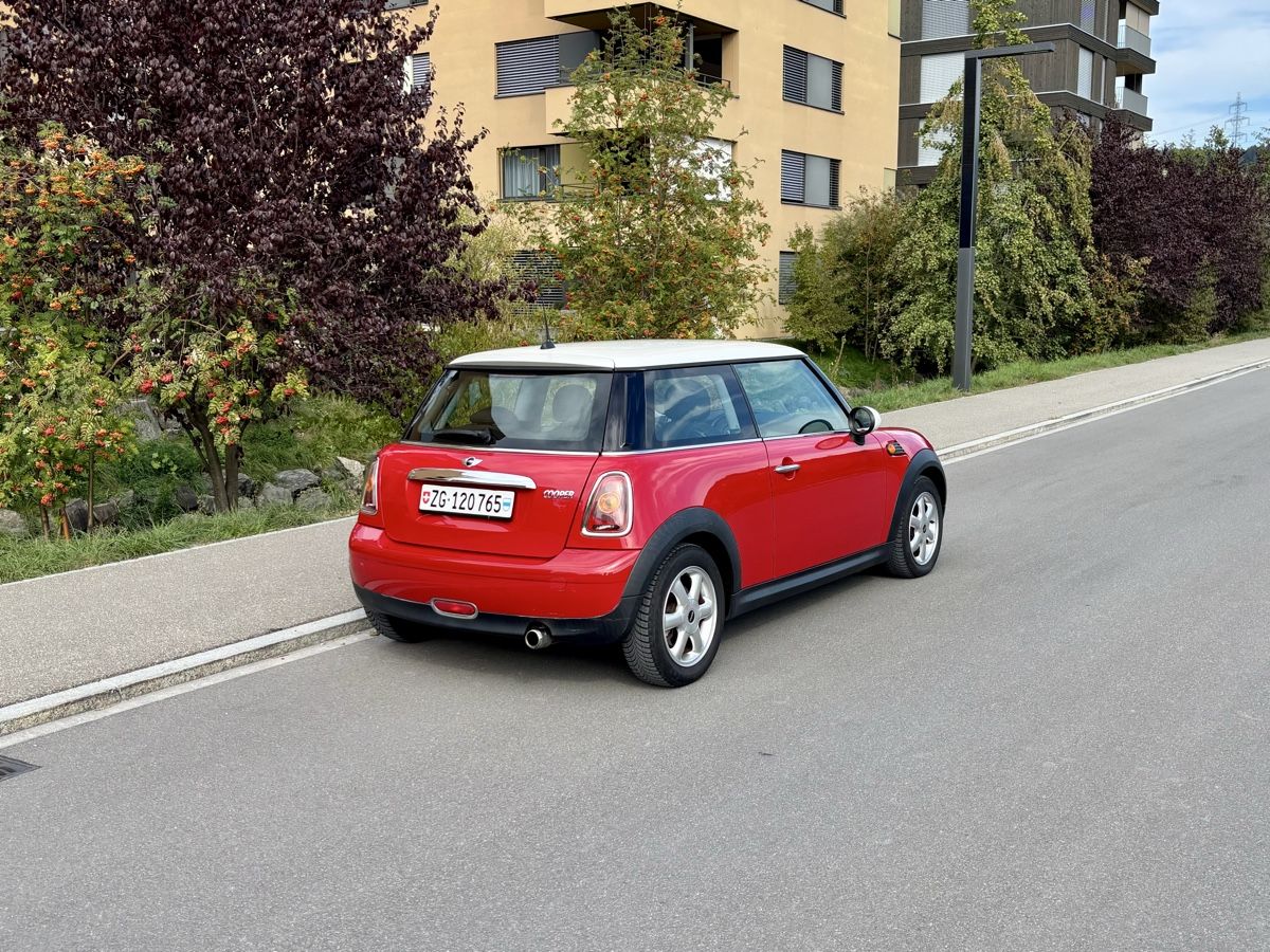 Mini Autos: Mini Cooper 1.6 – D'occasion à Hünenberg See par lvk_9ggl 2