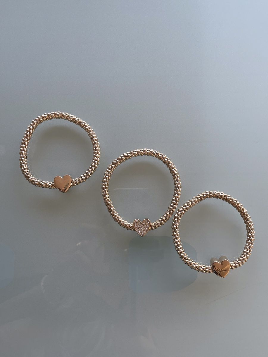 Guess Altri gioielli: Set de 3 bracelets Guess dorés cœurs - neufs – Nuovo e nell'imballaggio originale da Vuadens venduto da Nina11 4